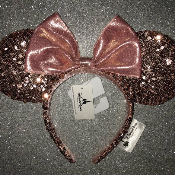 New Disney Parks rose Gold Minnie Mouse Ears